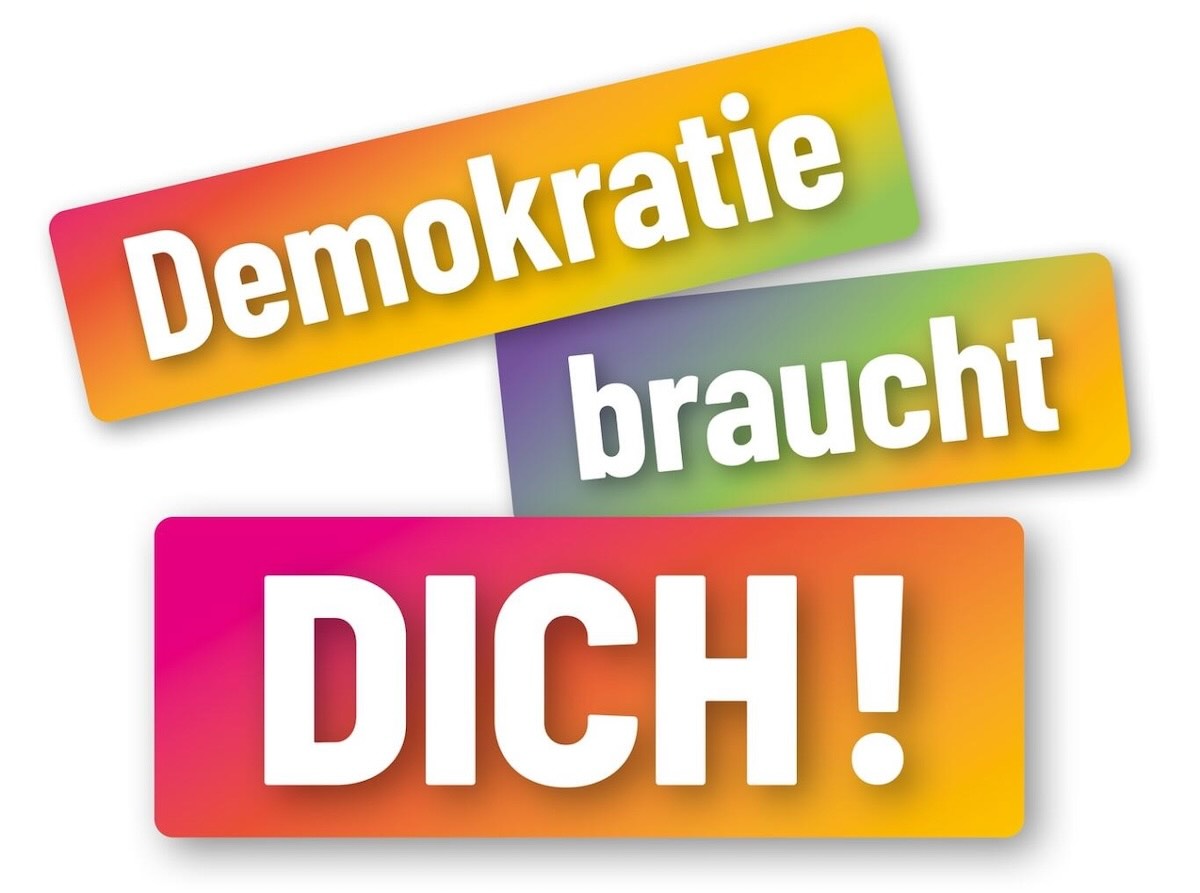 Plakat "Demokratie braucht Dich"